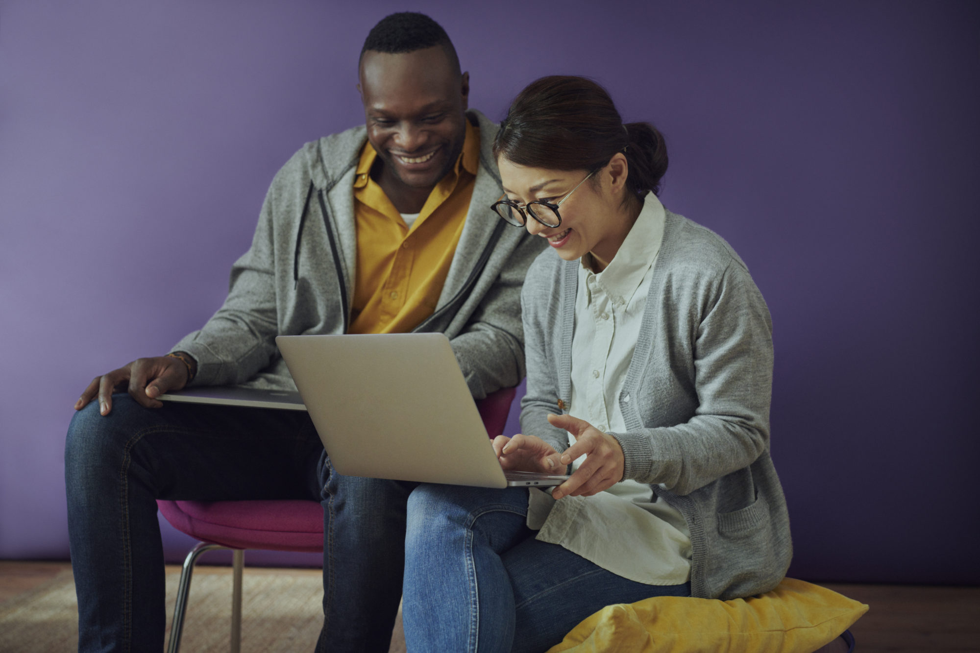 Työelämän muutoksissa tukena Eezy ja Adinum Koulutusseteli